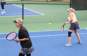 League News: Fun In The Fall ALTA senior women players