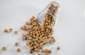 Cinnamon-Sugar Roasted Chickpeas