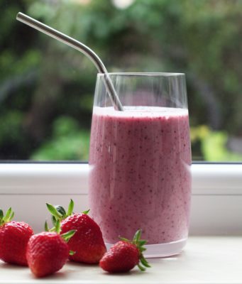 Courtside Banana Strawberry Smoothie