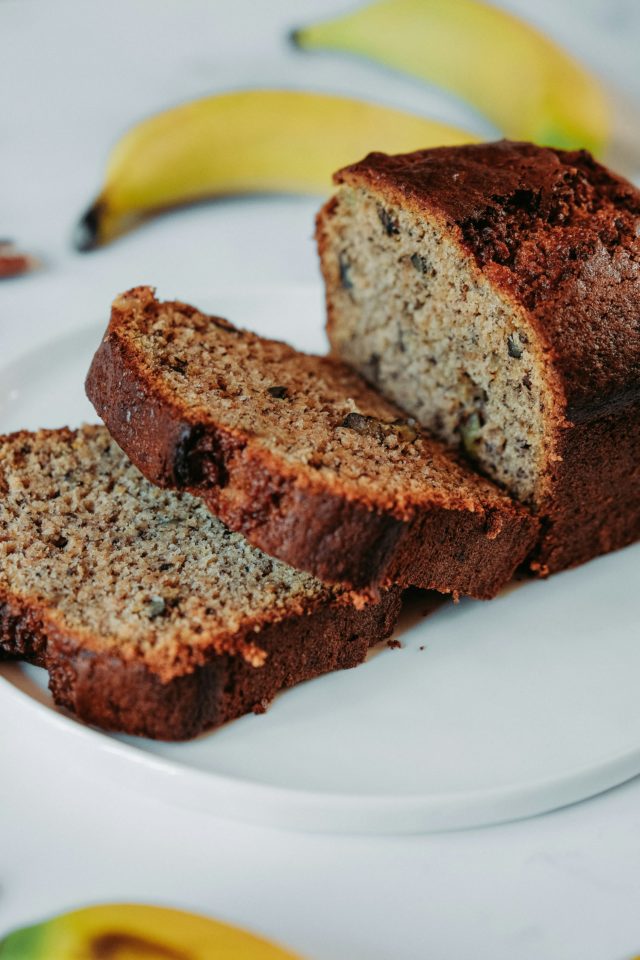 jeff-siepman-MssPSnkV1yM-unsplash banana bread
