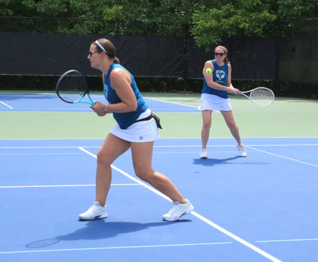9P5A5585 ALTA Thursday Women doubles team